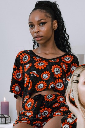  T-shirts et débardeurs pour femmes | Haut à col en V Killstar Gloomy Garden